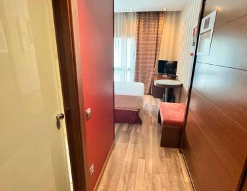 Habitación Individual del hotel Sercotel las Artes Pinto
