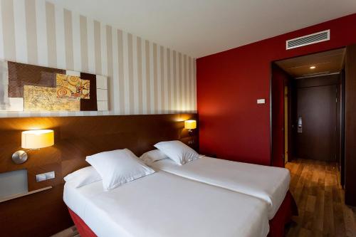 Habitación Doble - 2 camas del hotel Sercotel las Artes Pinto. Foto 5