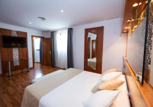 Suite del hotel Rusadir. Foto 1