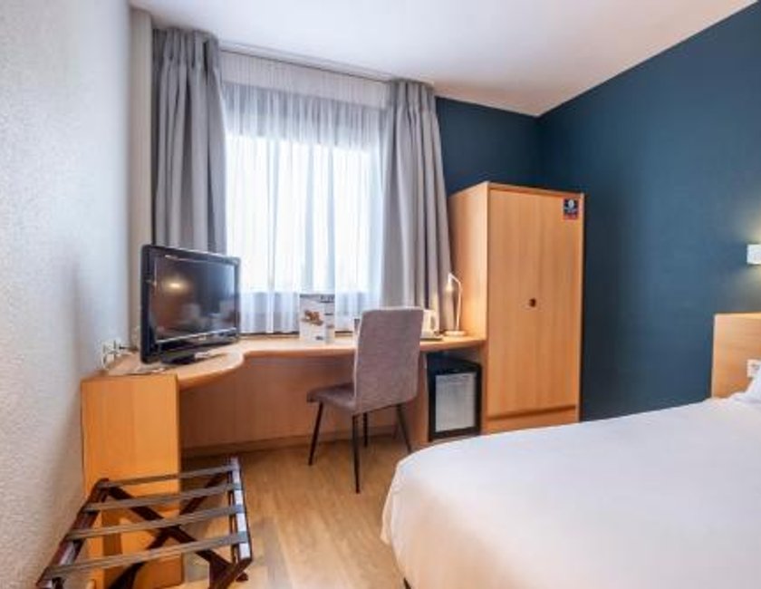 Habitación Doble del hotel Travelodge Murcia. Foto 24