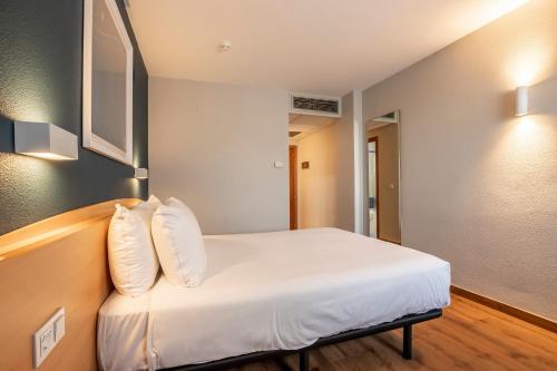 Habitación Doble del hotel Travelodge Murcia. Foto 14