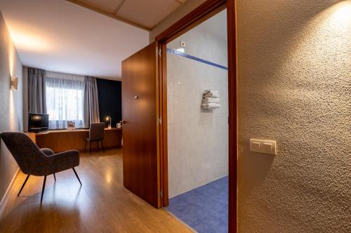 Habitación Familiar Pequeña del hotel Travelodge Murcia. Foto 18