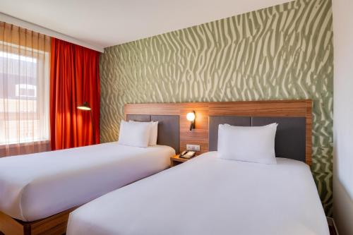 Habitación Doble - 2 camas del hotel Hilton Garden Inn Brussels City Centre. Foto 4