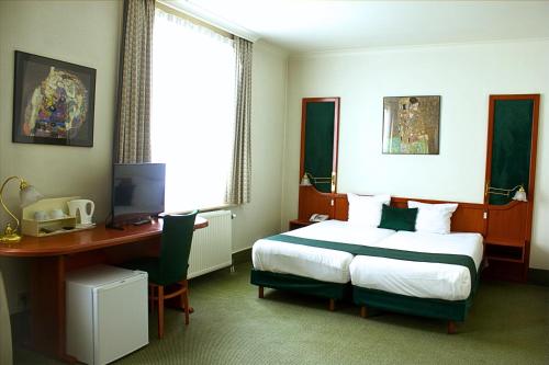 Habitación Doble Estándar - 2 camas del hotel Le Dome. Foto 4