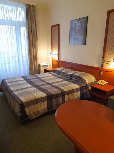 Habitación Doble Estándar del hotel Le Dome. Foto 1