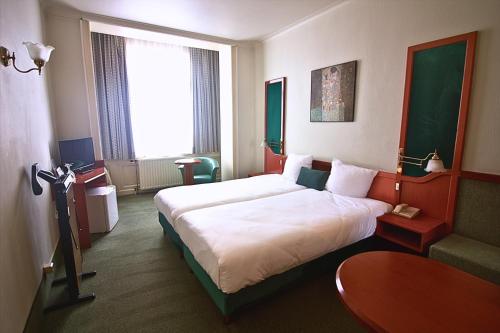 Habitación Doble Estándar del hotel Le Dome. Foto 5