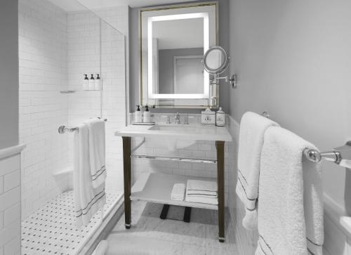 Suite Premium del hotel InterContinental The Barclay New York. Foto 1