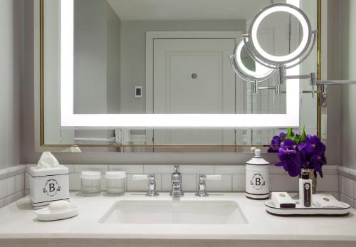 Suite Clásica del hotel InterContinental The Barclay New York. Foto 4