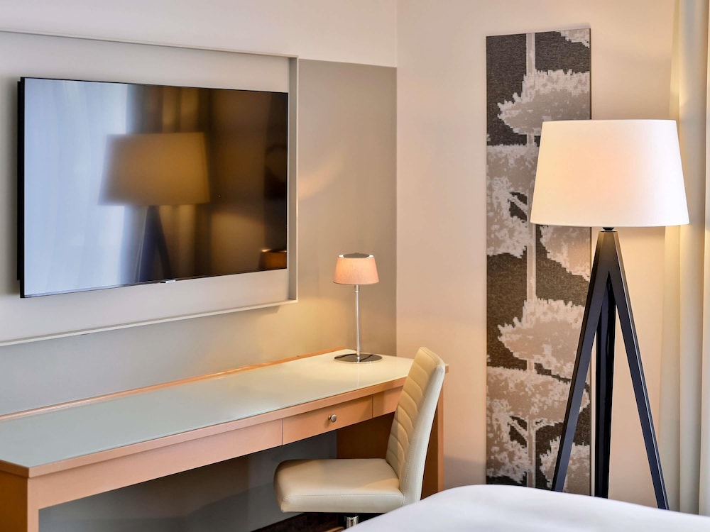 Habitación Standard con cama doble del hotel Mercure Hannover Oldenburger Allee. Foto 8
