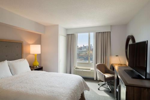 Habitación Doble con vistas a la ciudad - Cama grande del hotel Hampton Inn Manhattan - Chelsea. Foto 1