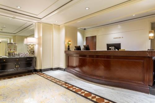 Suite Rodgers and Hammerstein de Lujo - 1 cama King del hotel Omni Berkshire Place. Foto 7