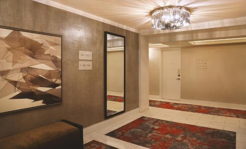 Habitación Premium King - Planta Manhattan del hotel Crowne Plaza Manhattan Times Square by IHG. Foto 3