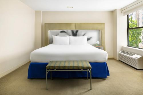 Habitación Estándar - Cama extragrande del hotel Shoreham. Foto 3