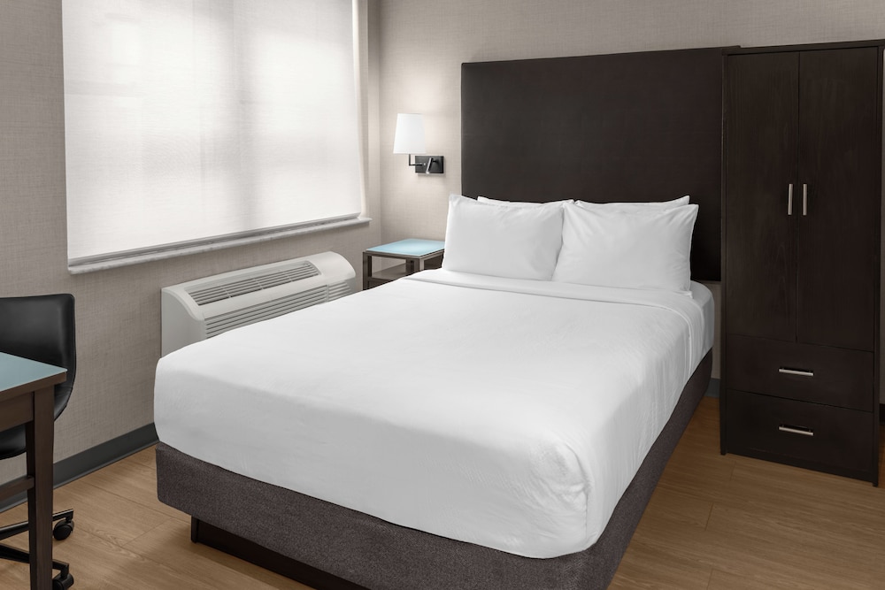 Habitación, 1 cama de matrimonio, accesible en silla de ruedas del hotel The Solita Soho. Foto 3