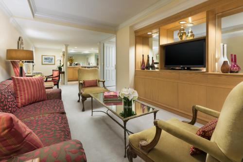 Suite de 1 dormitorio del hotel The Michelangelo - A Starhotel. Foto 3