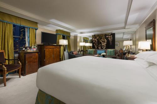 Suite Junior con cama extragrande del hotel The Michelangelo - A Starhotel. Foto 1