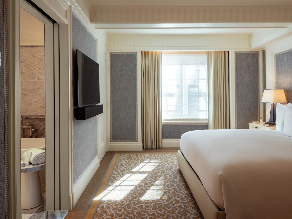 Suite Deluxe (Junior) del hotel The Surrey. Foto 1