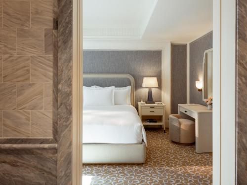 Suite Grand Deluxe del hotel The Surrey. Foto 4