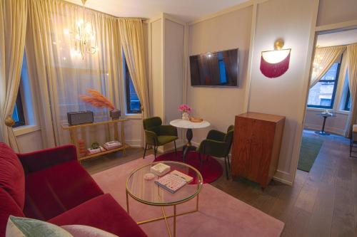 Suite NoMad con 1 cama extragrande del hotel THE EVELYN. Foto 2
