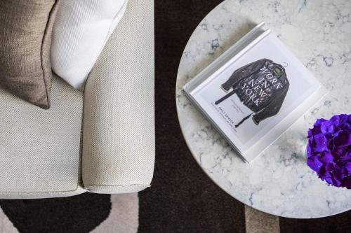 Habitación con vistas al parque - 1 cama extragrande del hotel The Ritz Carlton New York - Central Park. Foto 3