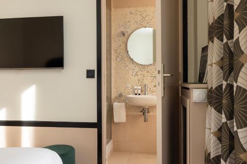Habitación Doble Acogedora del hotel Aiglon. Foto 8