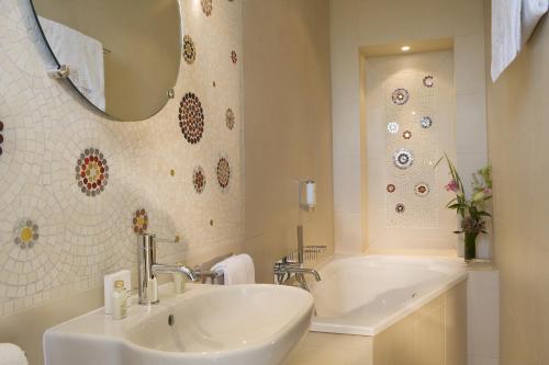 Suite del hotel Aiglon. Foto 3