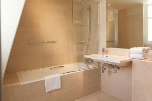 Habitación Doble Club - 2 camas del hotel Floride Etoile. Foto 4