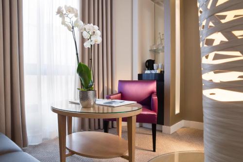 Suite Junior del hotel Garden Elysee. Foto 5