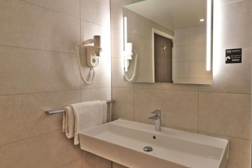 Habitación Doble - 2 camas del hotel Xo Hotels City Centre. Foto 5