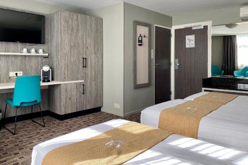Habitación Triple del hotel Xo Hotels City Centre. Foto 4