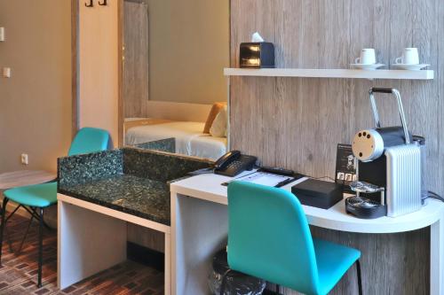 Habitación Doble Económica - 2 camas del hotel Xo Hotels City Centre. Foto 2