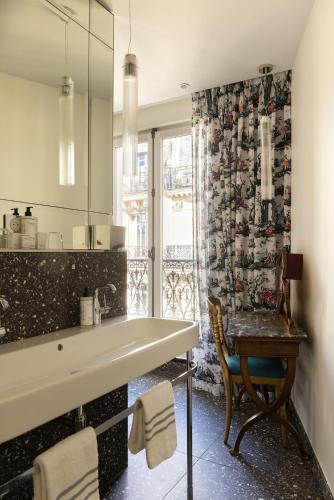 Habitación Deluxe con cama extragrande - Afterworks del hotel Normandy Le Chantier. Foto 3