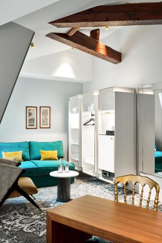 Habitación Triple Executive del hotel Normandy Le Chantier. Foto 7