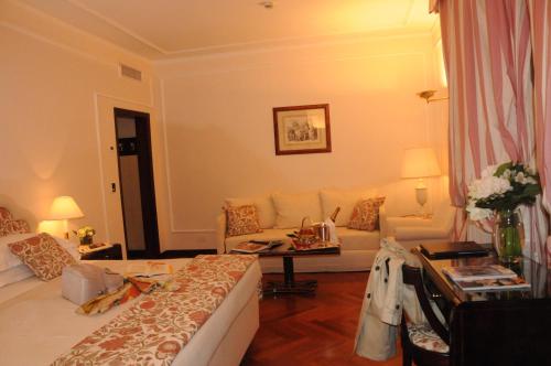 Suite Junior del hotel De La Ville. Foto 3