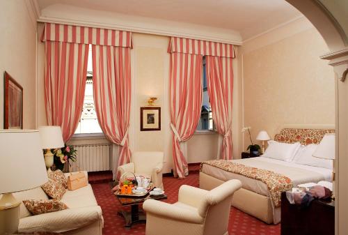Suite Junior del hotel De La Ville. Foto 4