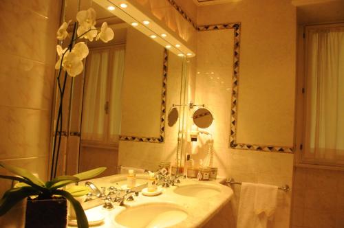 Suite Junior del hotel De La Ville. Foto 6