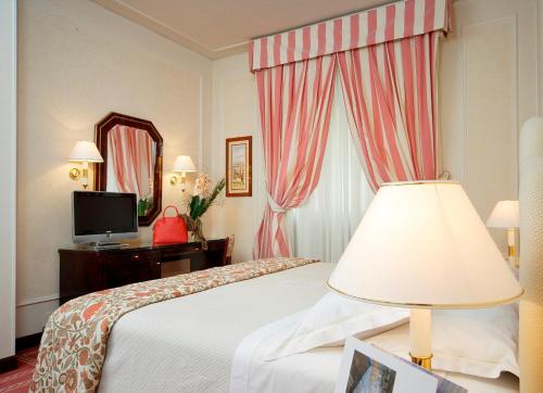 Habitación Doble Económica del hotel De La Ville
