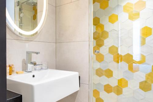 Habitación Doble Estándar del hotel Maison Mère. Foto 3