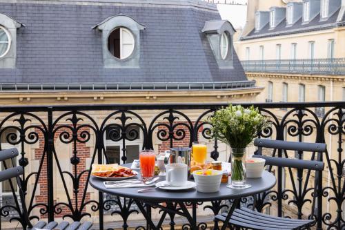 Suite Imperial del hotel Le Belmont Paris. Foto 5