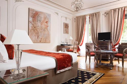 Habitación Doble Privilege del hotel and Spa De Latour Maubourg. Foto 1