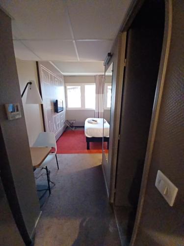 Habitación Doble Estándar del hotel Ibis Toulouse Purpan. Foto 8