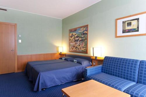 Habitación Triple del hotel Galileo. Foto 3