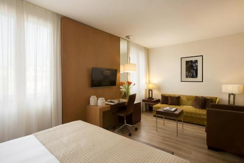 Suite Junior del hotel Starhotels Ritz. Foto 6