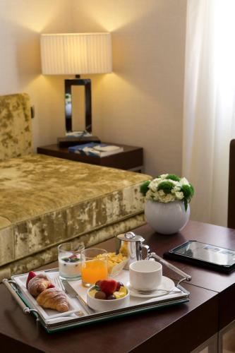 Suite del hotel Starhotels Ritz. Foto 3