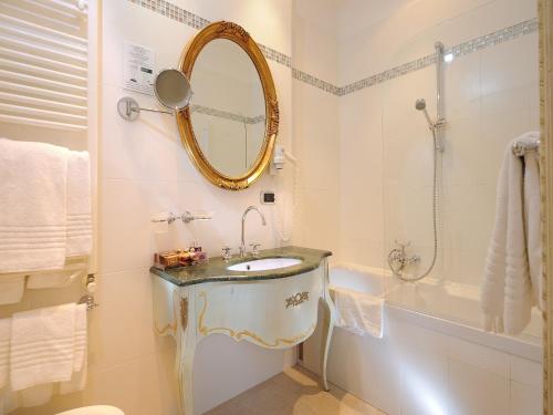 Habitación Doble Clásica - 1 o 2 camas del hotel Ca' Dei Conti. Foto 2