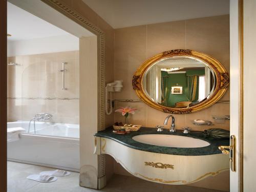 Habitación Doble Clásica - 1 o 2 camas del hotel Ca' Dei Conti. Foto 3