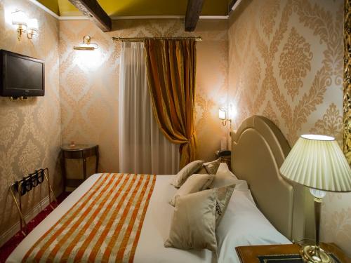 Habitación Doble Pequeña - Anexo del hotel Ca' Dei Conti. Foto 3