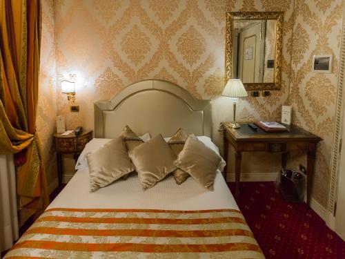 Habitación Doble Pequeña - Anexo del hotel Ca' Dei Conti. Foto 4