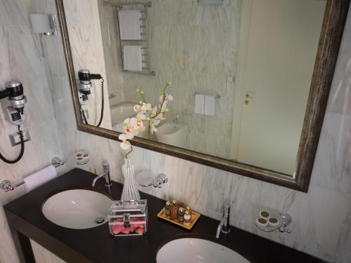 Habitación Doble Deluxe - Anexo del hotel Ca' Dei Conti. Foto 4
