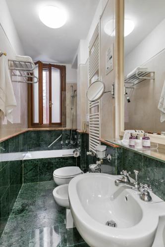 Habitación Doble Clásica - 1 o 2 camas del hotel Ca' Dei Conti. Foto 6